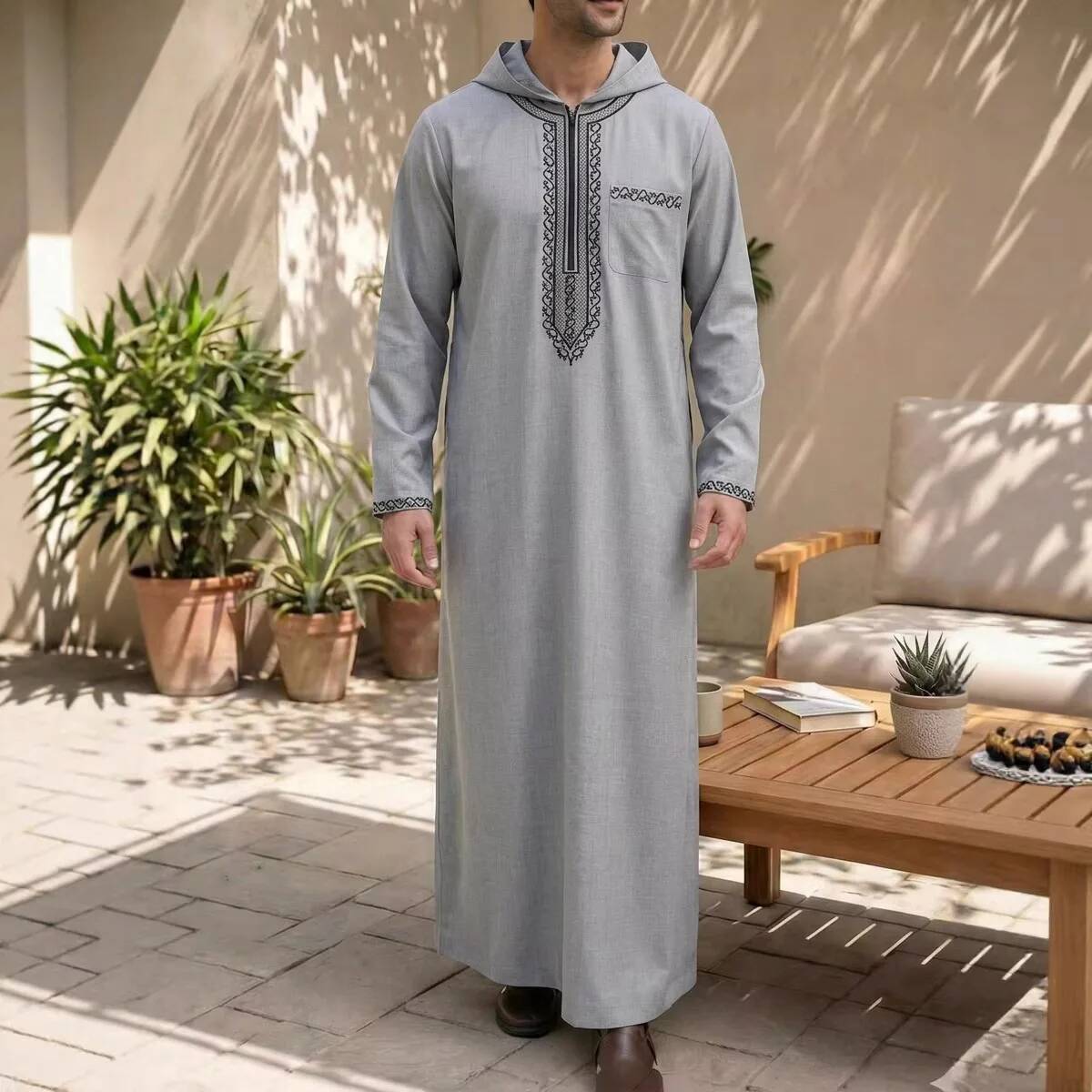 Winter Clothing Dubai - Locker sitzende, bestickte Herren-Freizeitkleidung mit Kapuze