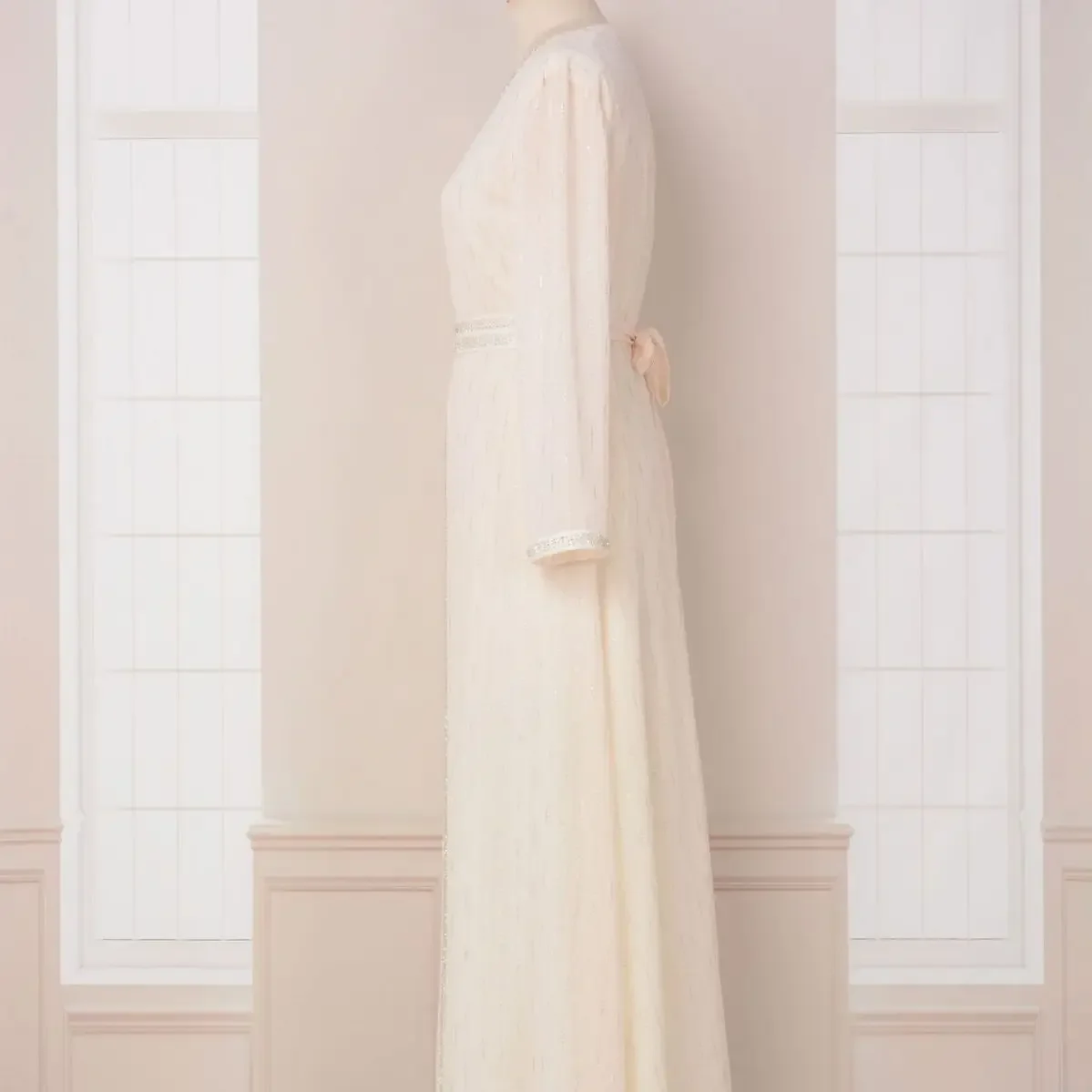 Arabisches Muslimisches Kleid  – Winter Clothing Dubai Bewertung und Preis